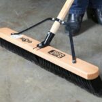 4069 - Assembled push broom 36", wood Blk -= 1 Each